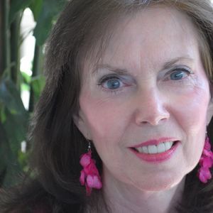 Meet your Posher, Debbie